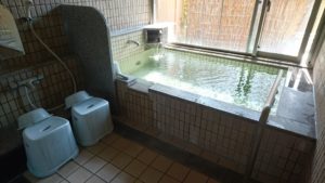 小野上温泉さちのゆ 個室の風呂場
